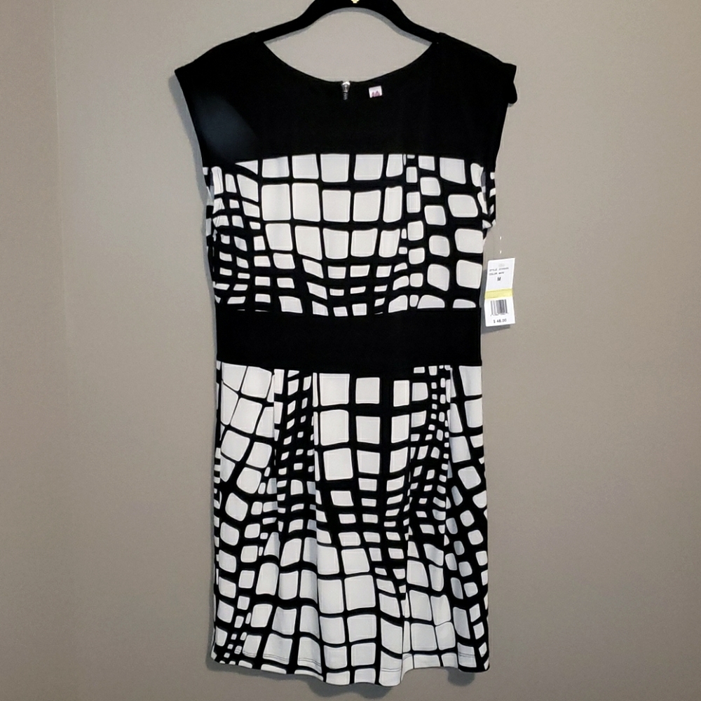 NWT AUW Graphic Dress
